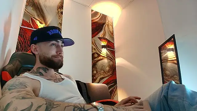 Luke davis01 online show from 17, 3, 2026