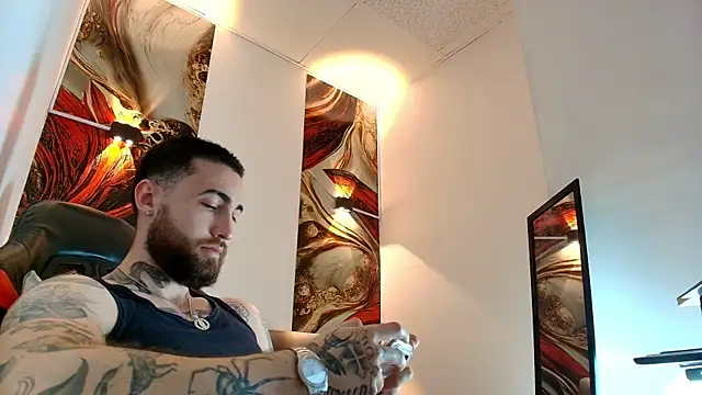 Luke davis01 online show from 14, 4, 2026