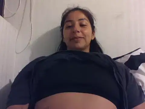 Snapshot of MaiPandora chatting on 11, 2, 2025 MaiPandora online show from 11, 2, 2025