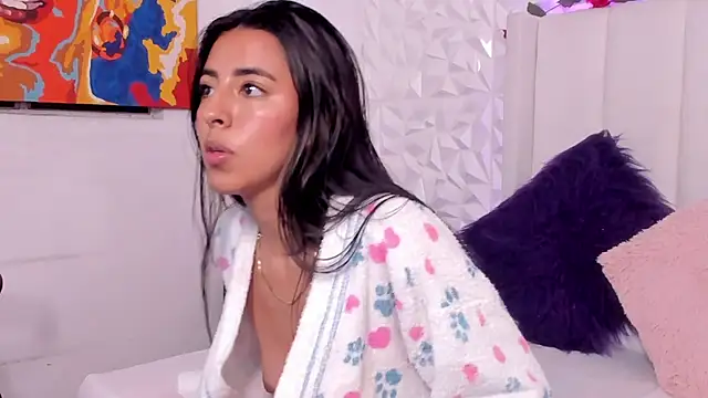 Snapshot of Mirandaa_Rogers chatting on 17, 2, 2025 Mirandaa Rogers online show from 17, 2, 2025