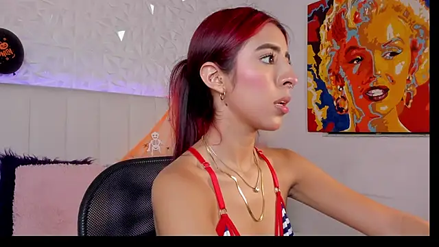 Snapshot of Mirandaa_Rogers chatting on 1, 11, 2025 Mirandaa Rogers online show from 1, 11, 2025