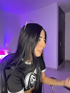 Mirandaa Rogers online show from 21, 7, 2026