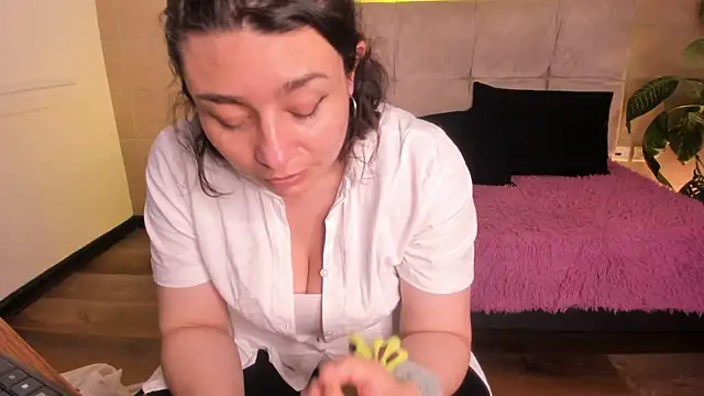  michonne  online show from 24, 4, 2026