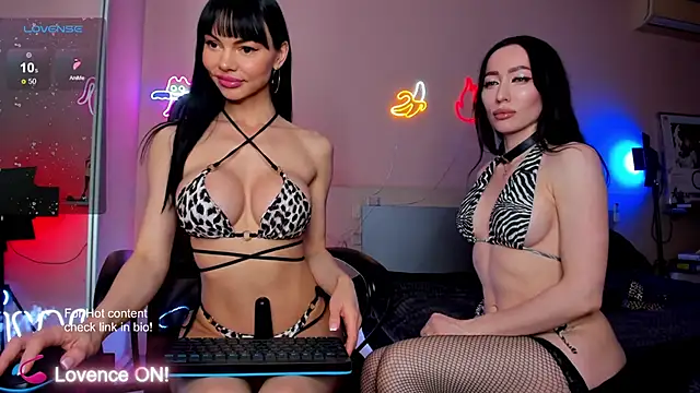 AmyLeeplay online show from 19, 2, 2025