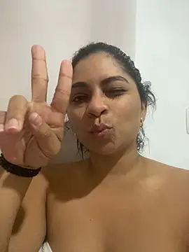 Snapshot of Tana_latin chatting on 25, 2, 2025 Tana latin online show from 25, 2, 2025