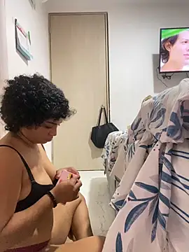 Snapshot of Tana_latin chatting on 8, 10, 2025 Tana latin online show from 8, 10, 2025