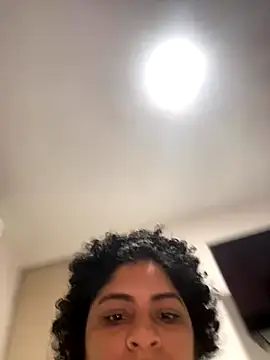 Snapshot of Tana_latin chatting on 11, 10, 2025 Tana latin online show from 11, 10, 2025