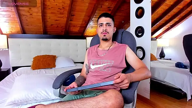 Sebastian Berne online show from 12, 3, 2025