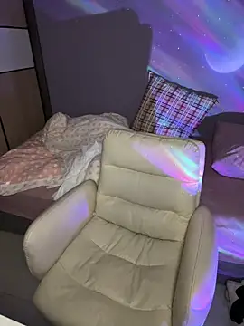 Hannababy  online show from 2, 2, 2026