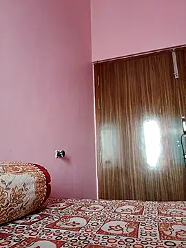 Snapshot of shnaz_1 chatting on 12, 9, 2025 shnaz 1 online show from 12, 9, 2025