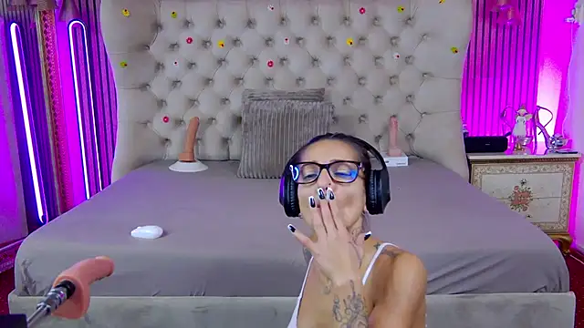 PlayfulShow online show from 15, 10, 2025