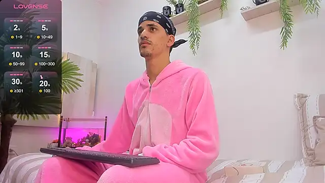 Dirty Kingg online show from 19, 10, 2025