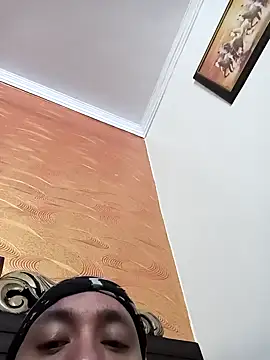 innocentboy1987 online show from 12, 2, 2025