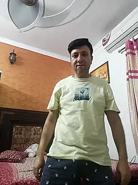 innocentboy1987 online show from 25, 4, 2026