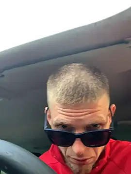 SexmachoThumb online show from 4, 8, 2026