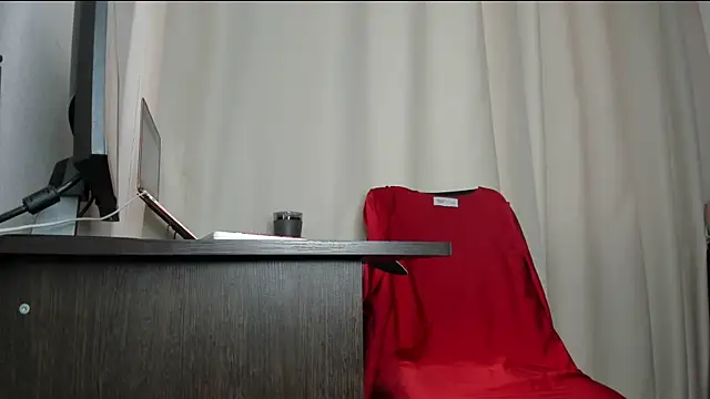 Snapshot of holyharlot chatting on 11, 6, 2026 holyharlot online show from 11, 6, 2026