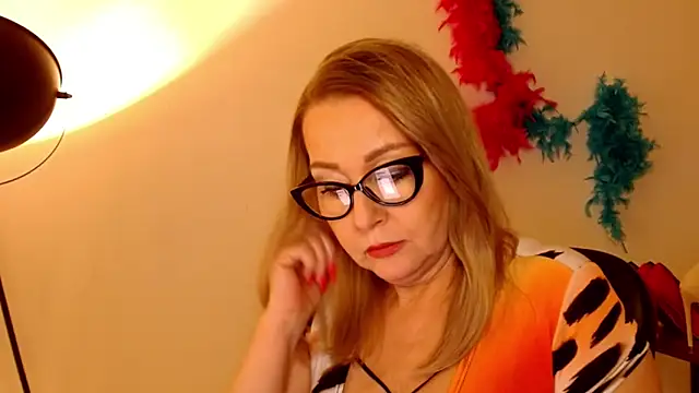 leaxSTAR online show from 18, 3, 2025