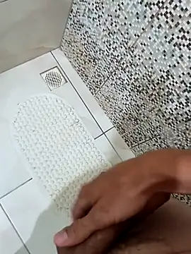 garoto-pirocudo online show from 9, 3, 2025