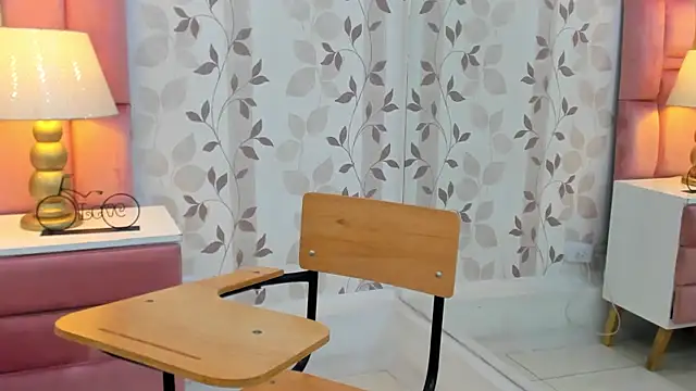 ArianaFranco online show from 4, 3, 2026