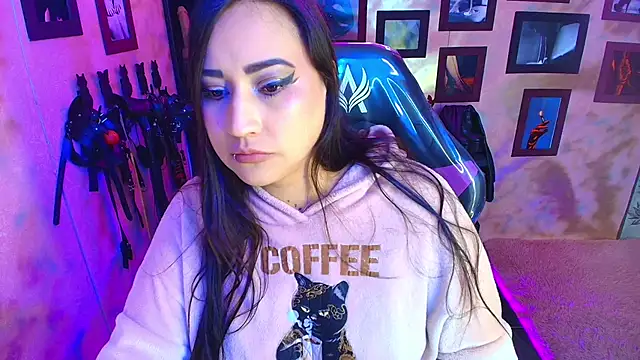 cherryy bombshelll online show from 6, 2, 2026