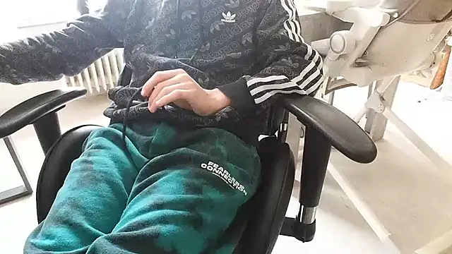 Snapshot of ademandjulia chatting on 13, 2, 2026 ademandjulia online show from 13, 2, 2026