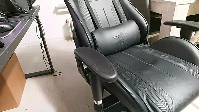 Snapshot of ademandjulia chatting on 6, 3, 2026 ademandjulia online show from 6, 3, 2026