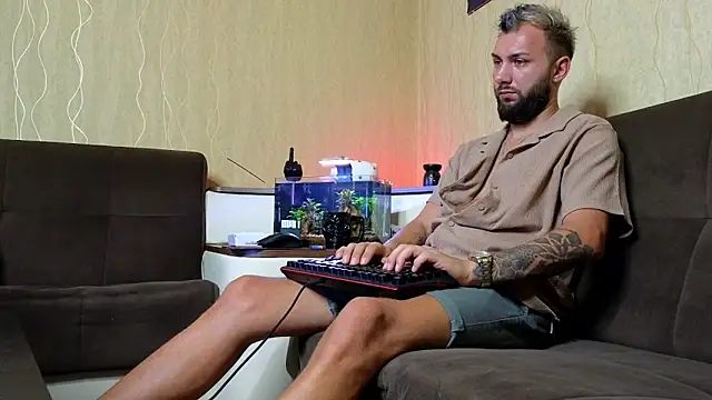 JamieNoxus online show from 9, 9, 2025