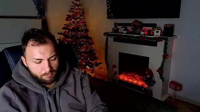 Snapshot of JamieNoxus chatting on 20, 12, 2025 JamieNoxus online show from 20, 12, 2025