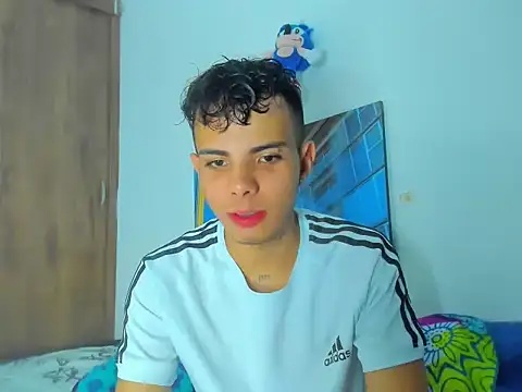 Snapshot of Alessandro_1610 chatting on 14, 3, 2025 Alessandro 1610 online show from 14, 3, 2025