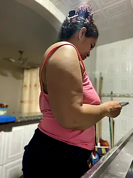 Carola-Ross online show from 14, 9, 2025