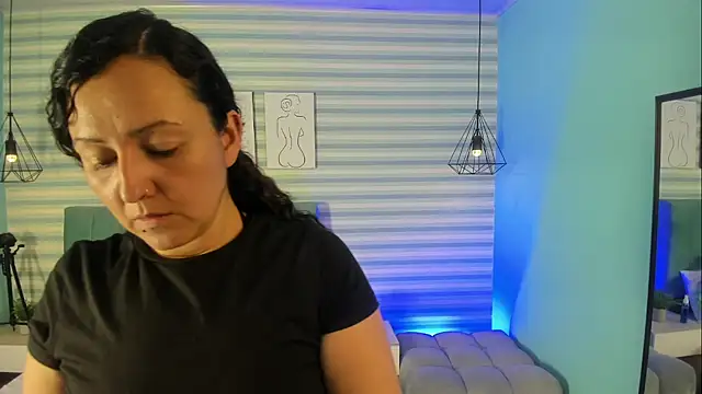 abby apple online show from 13, 3, 2026