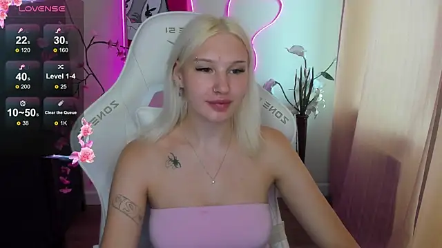 EvelinaLuu online show from 14, 7, 2026