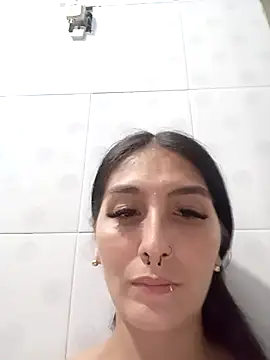 single mother indecent online show from 26, 4, 2026