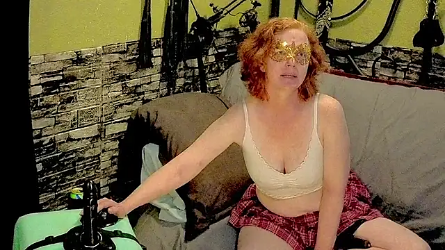 Scarlett Switch online show from 23, 7, 2026