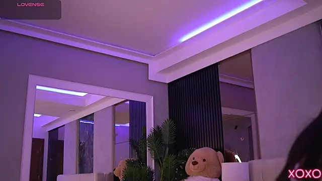 Snapshot of SashaFerrera chatting on 18, 11, 2025 SashaFerrera online show from 18, 11, 2025