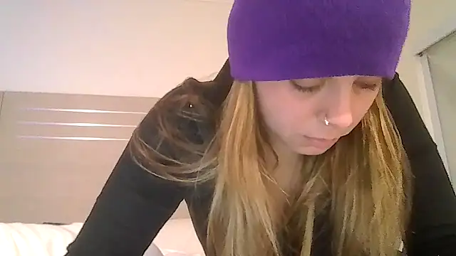 ShysluutGia online show from 28, 4, 2026