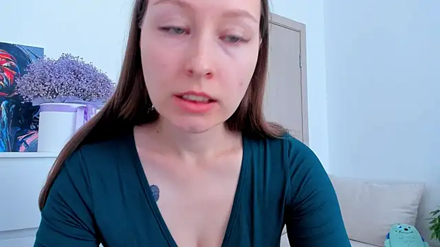 Snapshot of marilinaal chatting on 11, 9, 2025 marilinaal online show from 11, 9, 2025