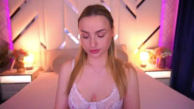 Snapshot of LindsieGreyy chatting on 21, 5, 2026 LindsieGreyy online show from 21, 5, 2026