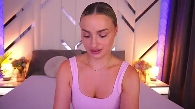 LindsieGreyy online show from 20, 7, 2026