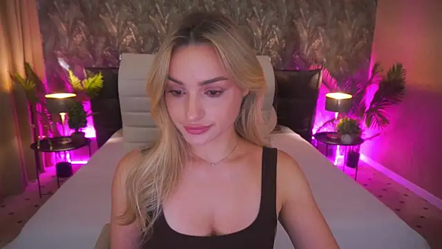 LindsieGreyy online show from 26, 7, 2026