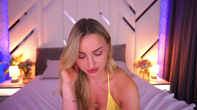 LindsieGreyy online show from 28, 7, 2026