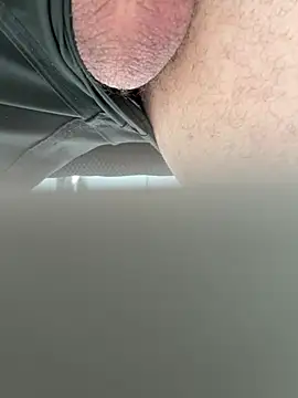 Snapshot of obranquinho21cm chatting on 27, 2, 2025 obranquinho21cm online show from 27, 2, 2025