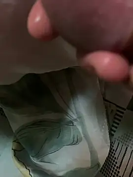 Snapshot of obranquinho21cm chatting on 12, 3, 2025 obranquinho21cm online show from 12, 3, 2025