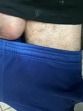 Snapshot of obranquinho21cm chatting on 6, 11, 2025 obranquinho21cm online show from 6, 11, 2025