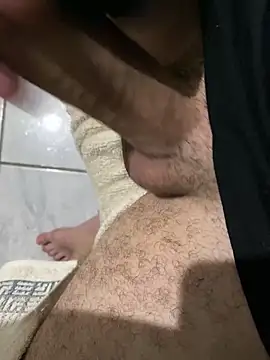 Snapshot of obranquinho21cm chatting on 7, 11, 2025 obranquinho21cm online show from 7, 11, 2025