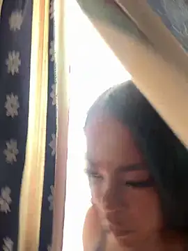 Nataylayla online show from 6, 3, 2025