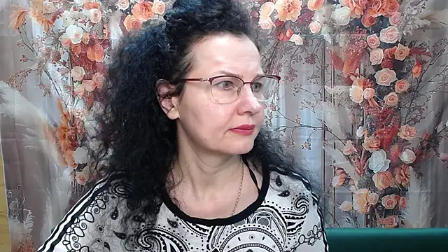 Miroslava Happi online show from 24, 4, 2026