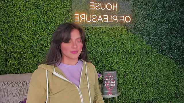 emmiily z online show from 11, 2, 2025