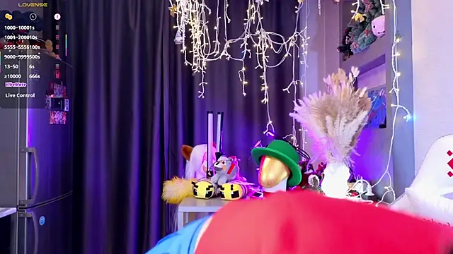 Hisoka akerley online show from 29, 4, 2026