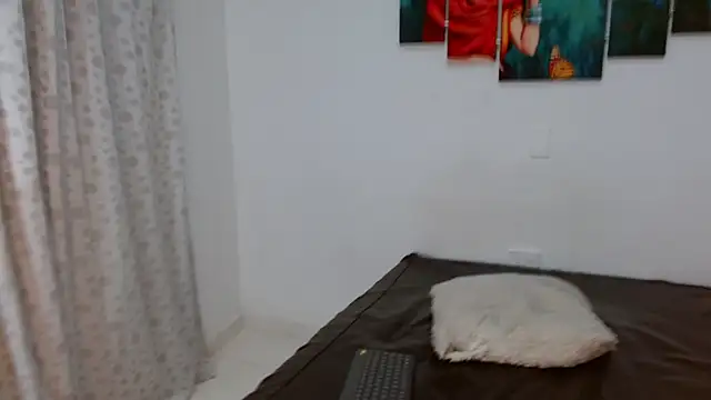 Selena fox7 online show from 25, 2, 2025